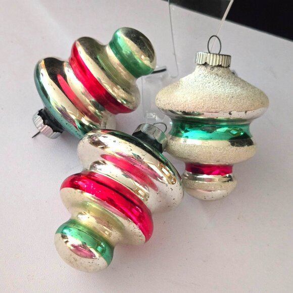 Vintage Shiny Brite USA Glass Christmas Ornaments Ribbed Bulb Shape Red & Green - Picture 3 of 10